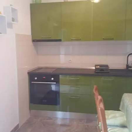 Davor Apartamento Postira
