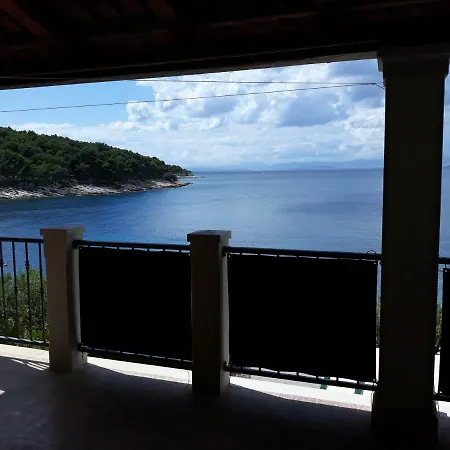 Davor Apartamento Postira