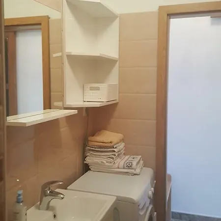 Davor Apartamento Postira